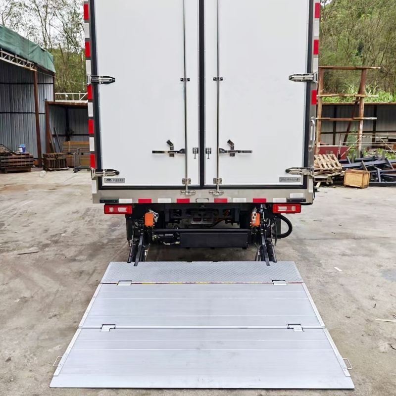 Hidden Folding Tailgate