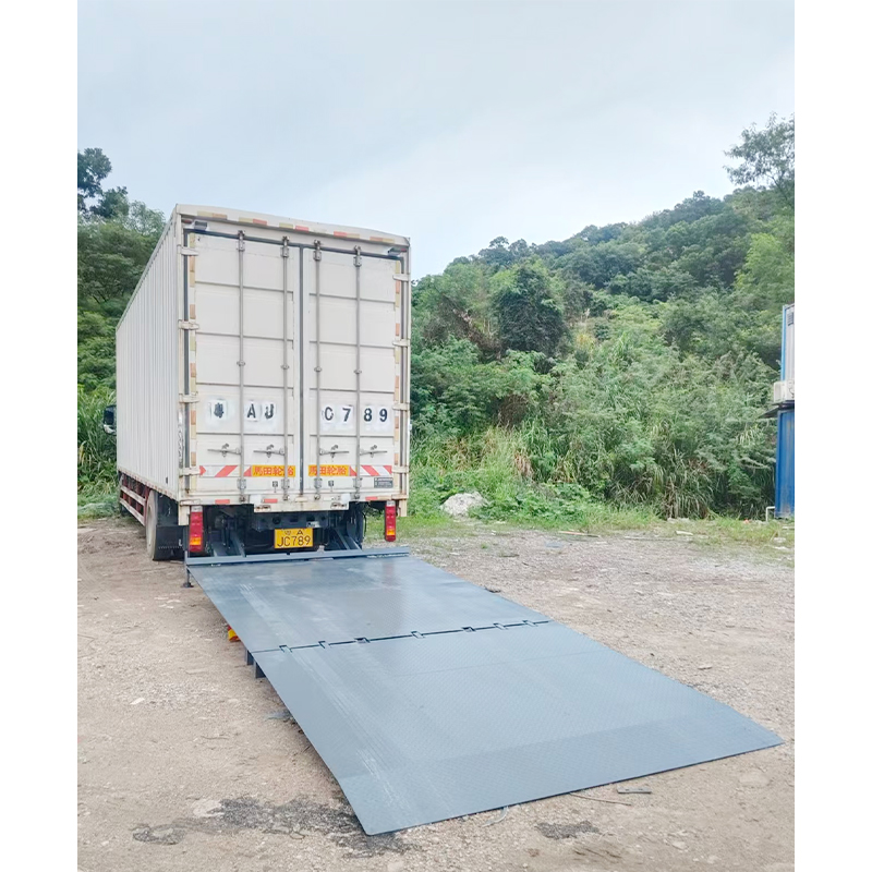 Heavy-Duty Lifting Tailgate